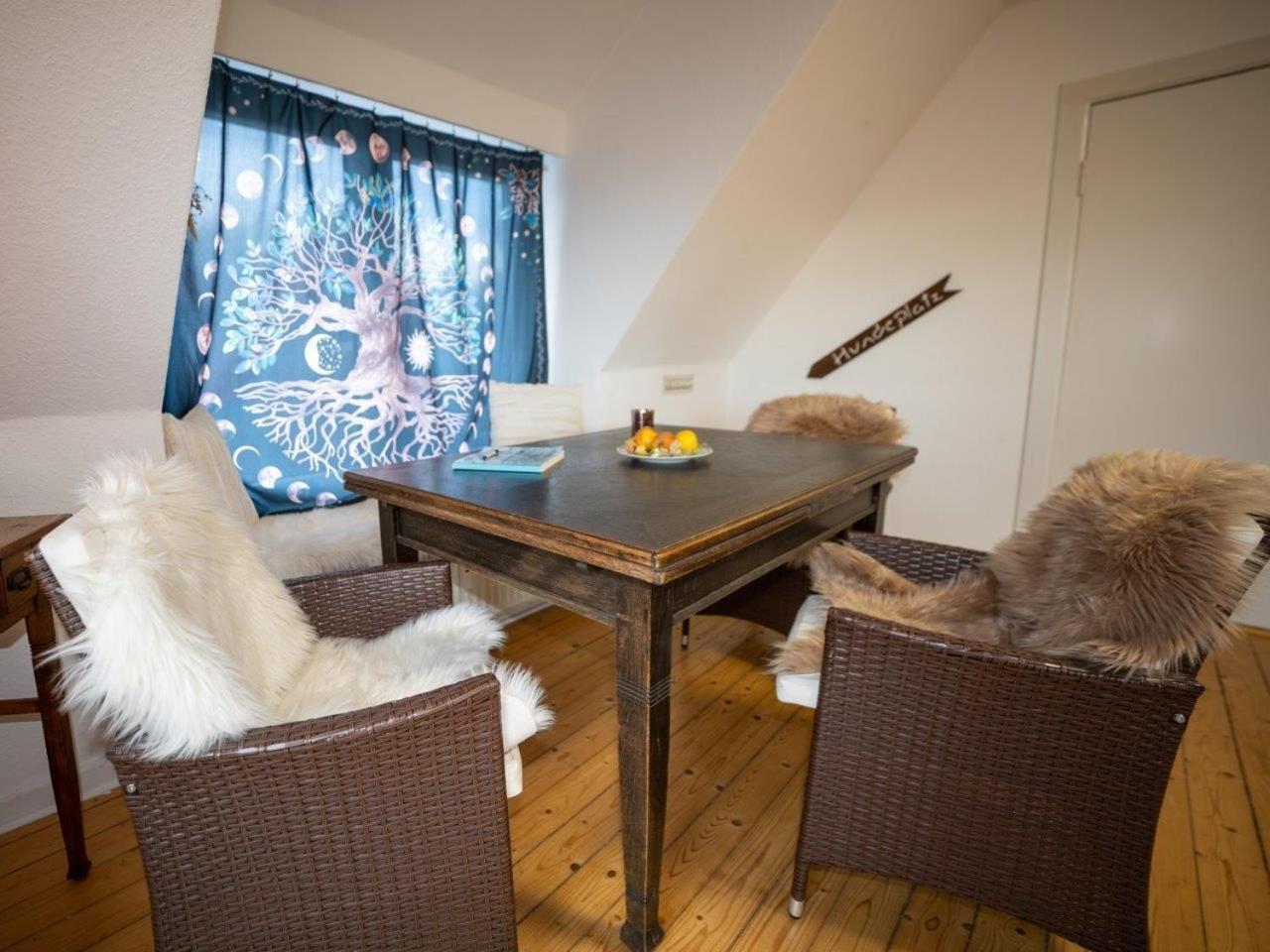 194 Fewo Dat Luetjehuus Mit Dachterrasse Im Ersten Stock Luetjenburg Exterior photo